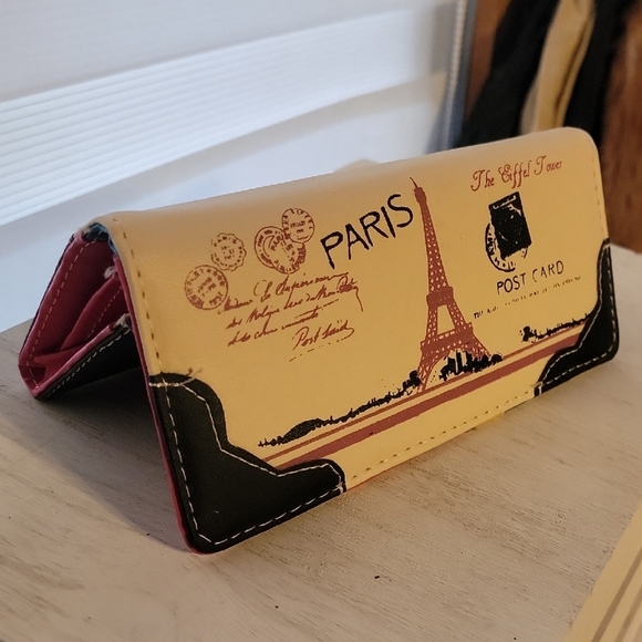 Paris Eiffel Tower Wallet - Picture 7 of 7